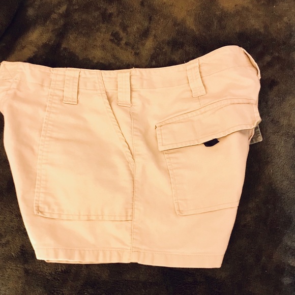 OCI KHAKI SHORTS - Picture 3 of 3
